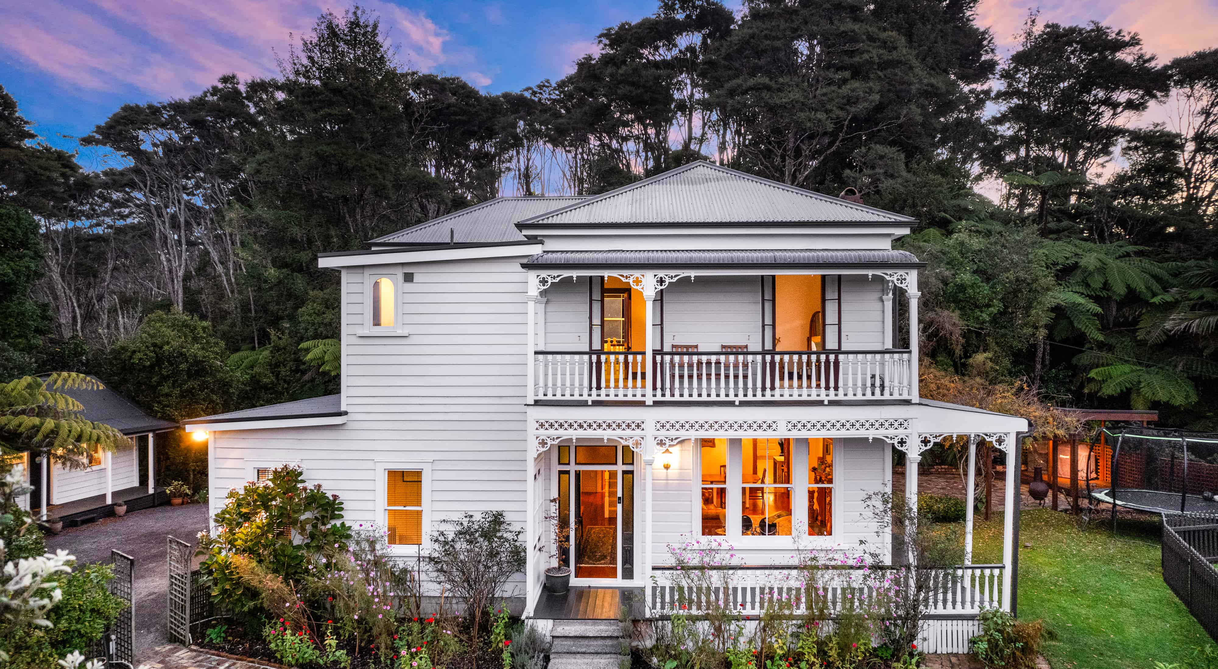 8 Kellys Road, Oratia, Waitakere City For Sale realestate.co.nz