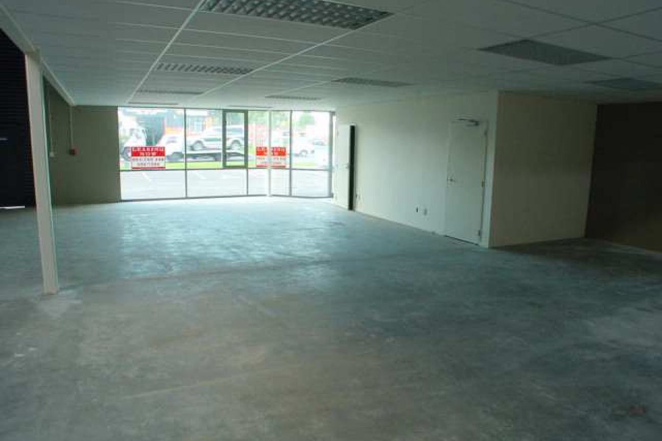 Immaculate High Stud Warehouse in Otahuhu | 590 m² - View 3
