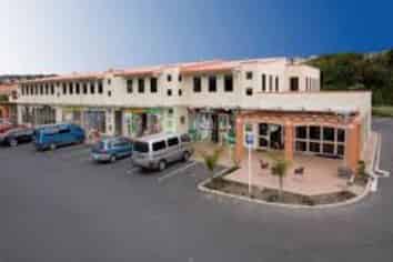 Exceptional Retail Space near Marina