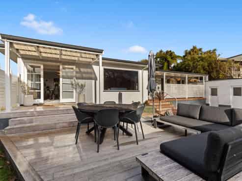 11 College Street, College Estate