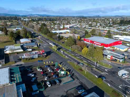 Prime corner opportunity 