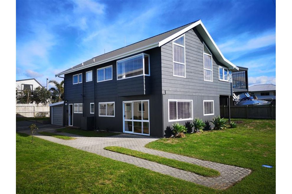 105 St Patricks Row, Whangamata, ThamesCoromandel For Rent realestate.co.nz