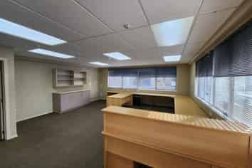 Tidy Affordable Office Space