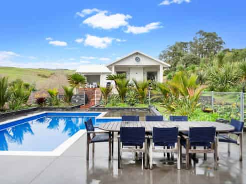 7 Pineview Lane, Helensville