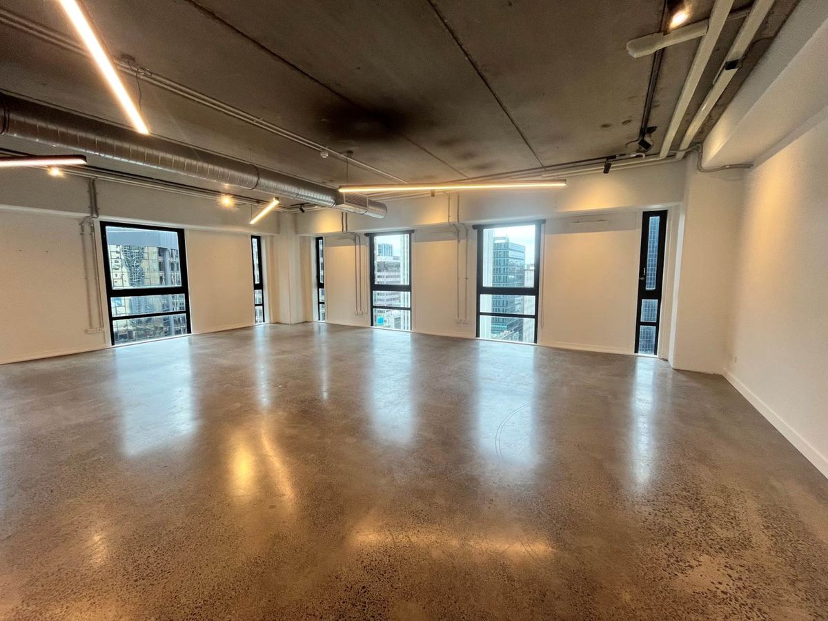 MODERN CHARACTER OFFICE SPACES - Vista 4
