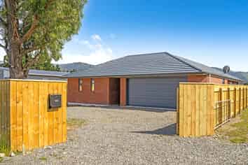 143 Fitzherbert Street, Featherston