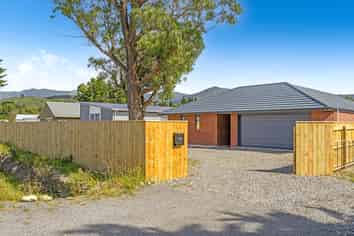143 Fitzherbert Street, Featherston