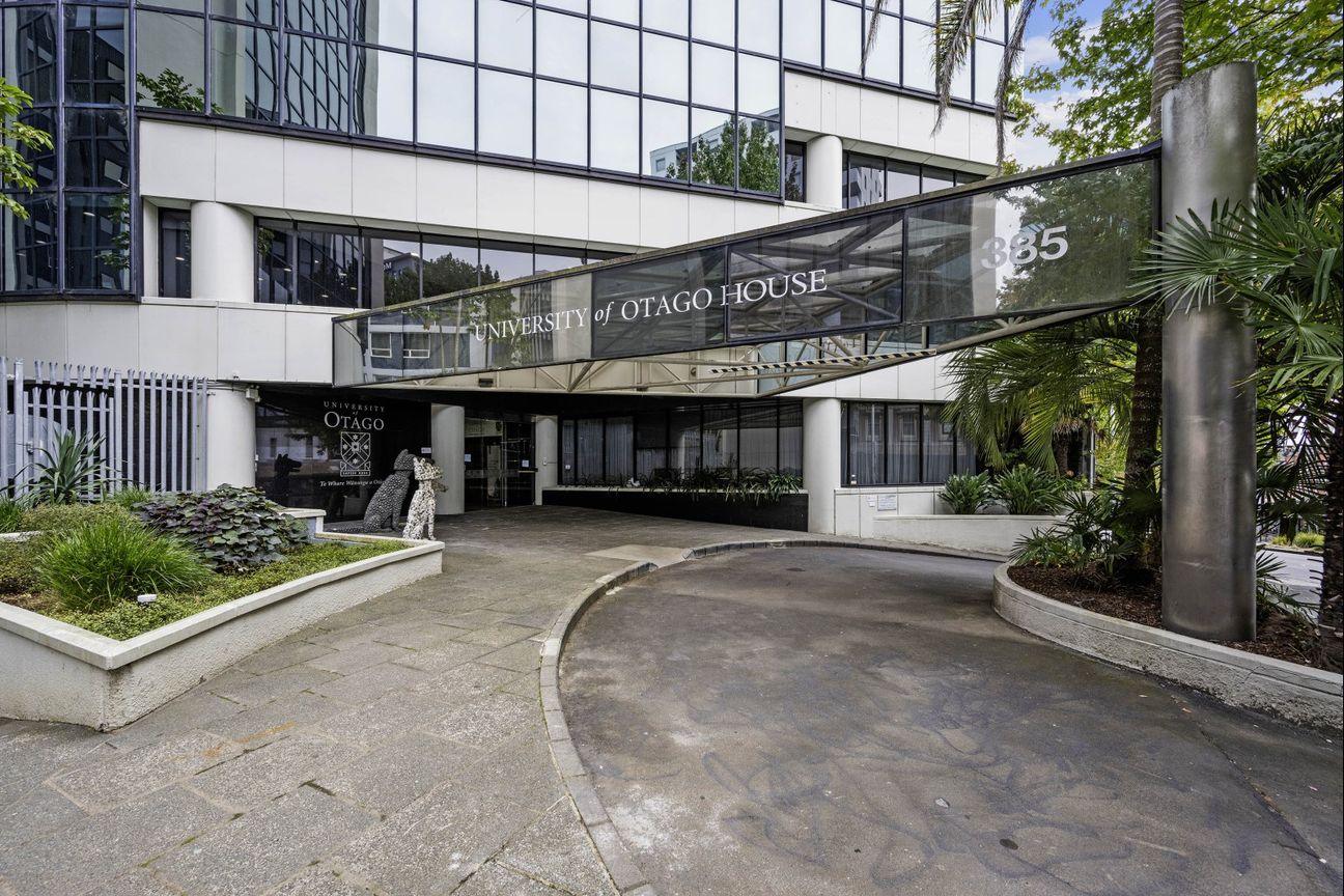 Top Floor Office - Views & Parking - Vista 5