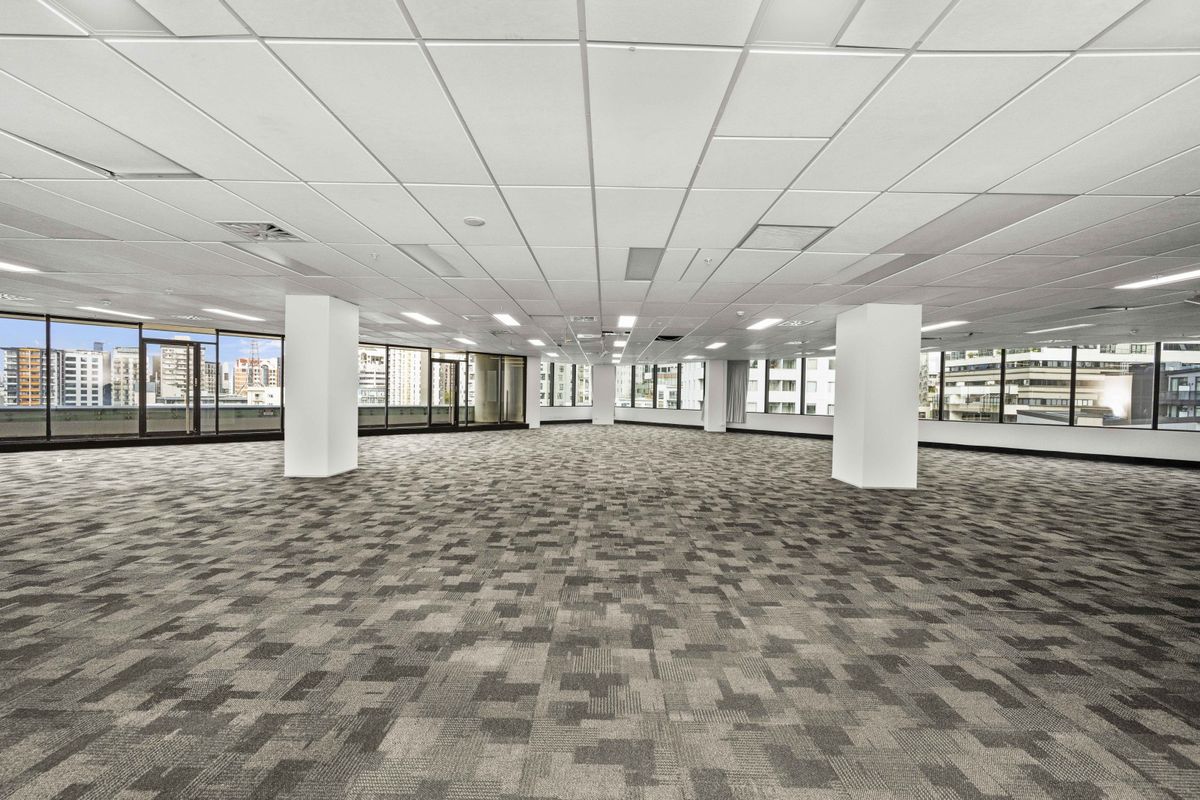 Top Floor Office - Views & Parking - Visning 2
