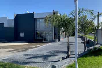 Impressive first floor office/studio in Manurewa