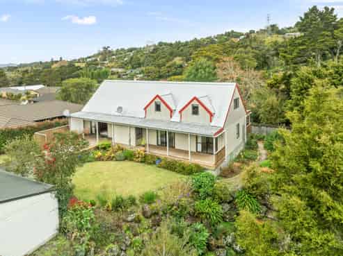 5 Tieke Place, Horahora