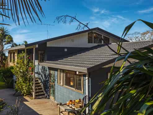 90 Arawa Street, Matata