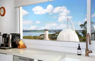 50 Ronald Avenue, Glenbrook