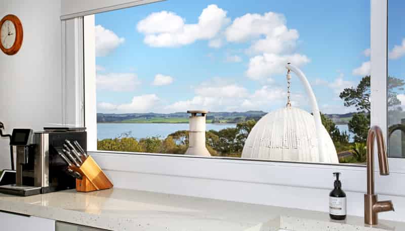 50 Ronald Avenue, Glenbrook