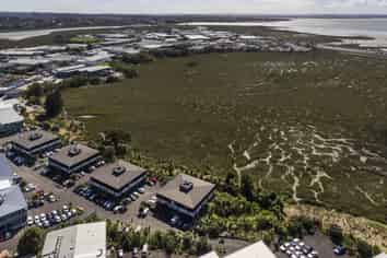 Level 1 office at Harbourside Business Park