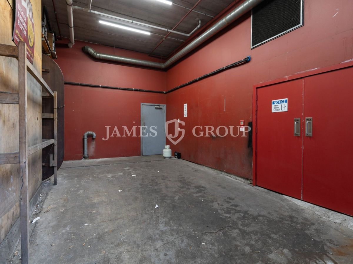 FULL FLOOR RETAIL IN NEWMARKET | 870SQM - Ansicht 4