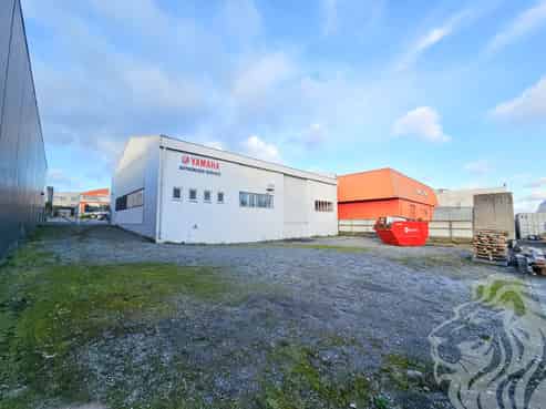 Central Workshop + Yard 