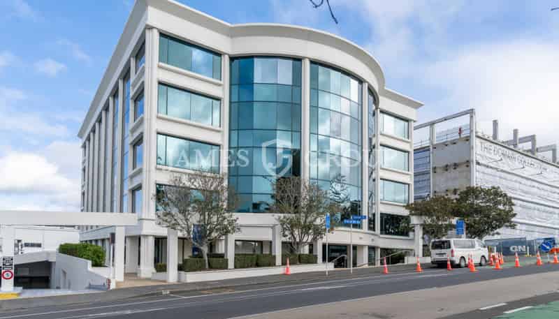 101 Carlton Gore Road, Newmarket