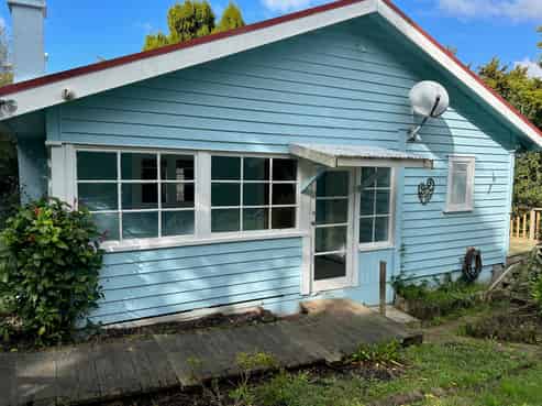 16 & 18 Seaview Road, Paihia
