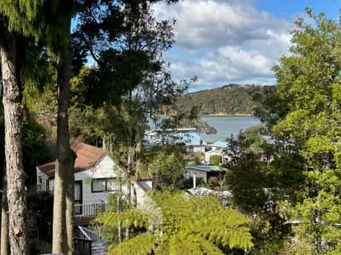 16 & 18 Seaview Road, Paihia