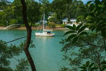 1 Buckleys Track, Paremoremo