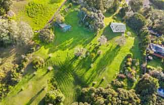 1 Buckleys Track, Paremoremo