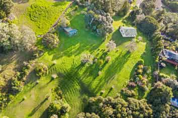 1 Buckleys Track, Paremoremo