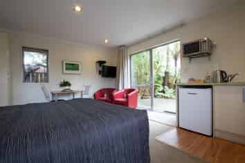 Tidy and Very Profitable 12 Unit Complex
