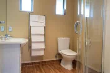 Tidy and Very Profitable 12 Unit Complex