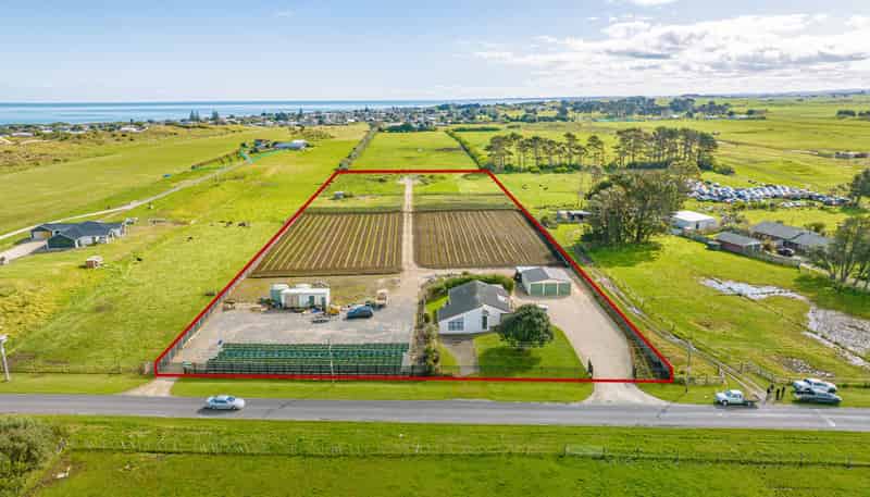 99 Manuka Street, Castlecliff