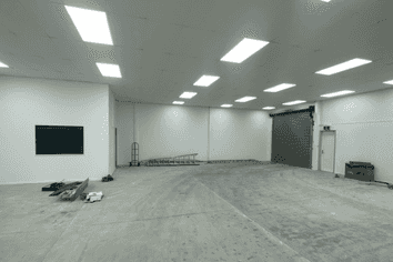 Large Retail Premises on Taradale Road