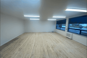 Large Retail Premises on Taradale Road