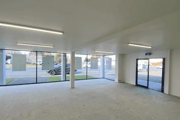 Large Retail Premises on Taradale Road