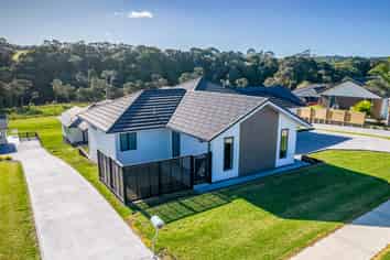 30 Admiralty Drive, Haruru