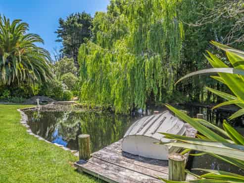377 Grays Road, Pauatahanui