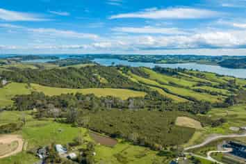 70 Captain Kasper Rise, Snells Beach
