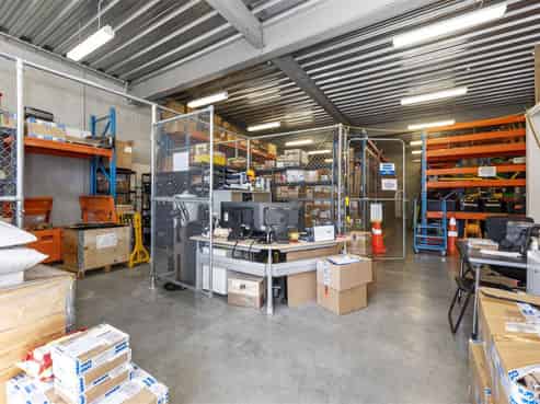 Modern Rosebank Industrial! - 734sqm