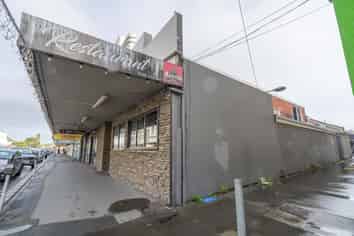 900sqm Building For Lease