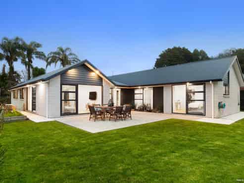 53 George Crescent, Buckland