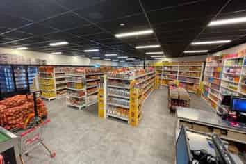 Prime 243sqm retail space - Riccarton