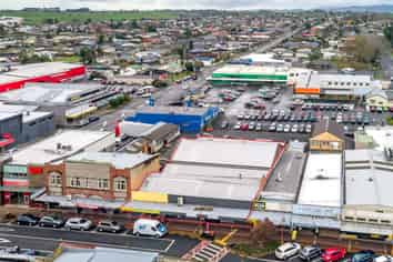 Big on space, big on exposure