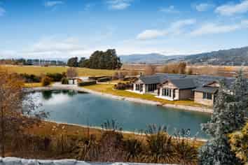 17 Mount Pisa Road, Mount Pisa