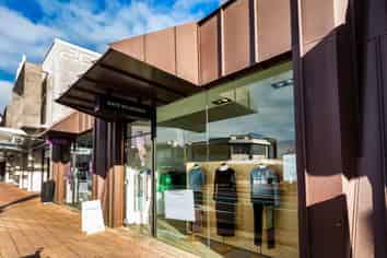 Iconic Frontage - Prestigious Location