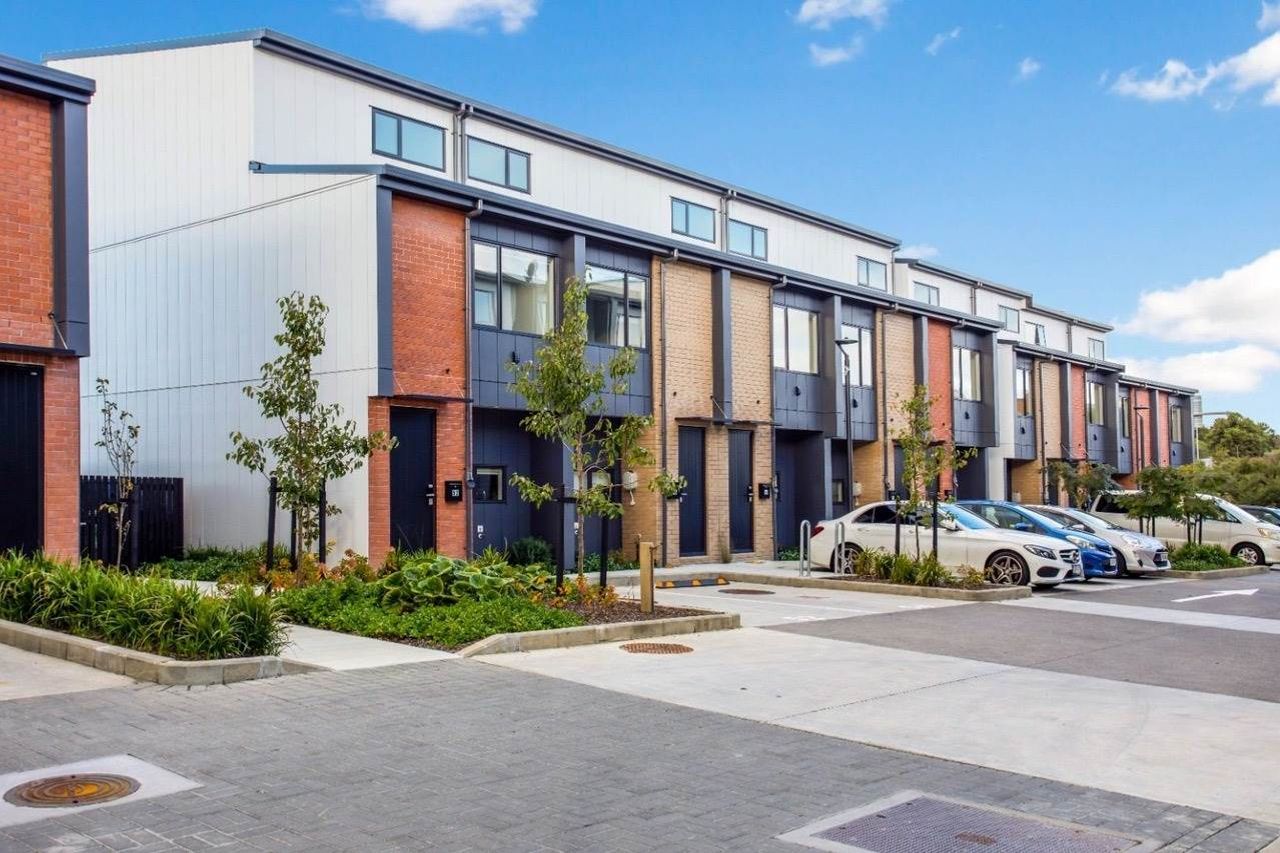 Thoughtful Design & Meticulously Built, Brand New! - Aanzicht 2