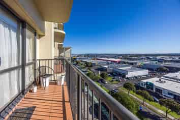 7C/18 Ronwood Avenue, Manukau