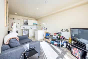 7C/18 Ronwood Avenue, Manukau