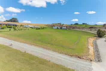 2 Frazer Place, Coopers Beach