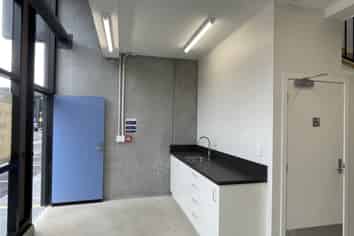 Mt Wellington Warehouse unit