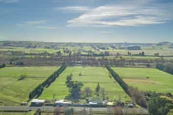 2450 State Highway 2, Waipukurau