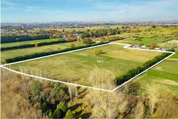 2460 State Highway 2, Waipukurau